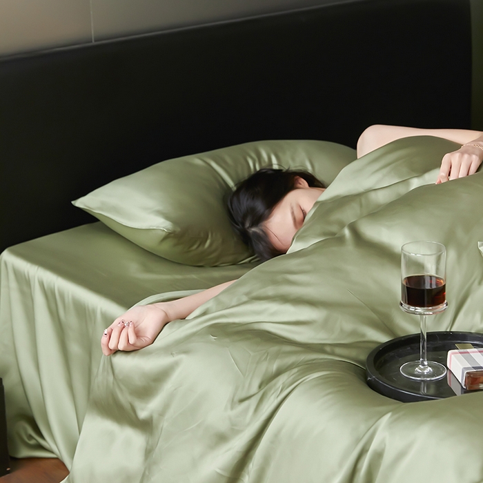 91家纺网 家纺一手货源 找家纺 咏绒家纺工厂店 2025新款60S奥地利兰精天丝轻奢四件套系列（风格二） 欧芹绿