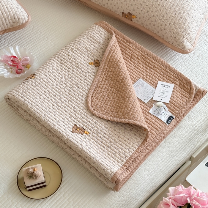 91家纺网 家纺一手货源 找家纺 茉夕家纺 2025新款新疆棉花水洗床盖 调皮巴拉