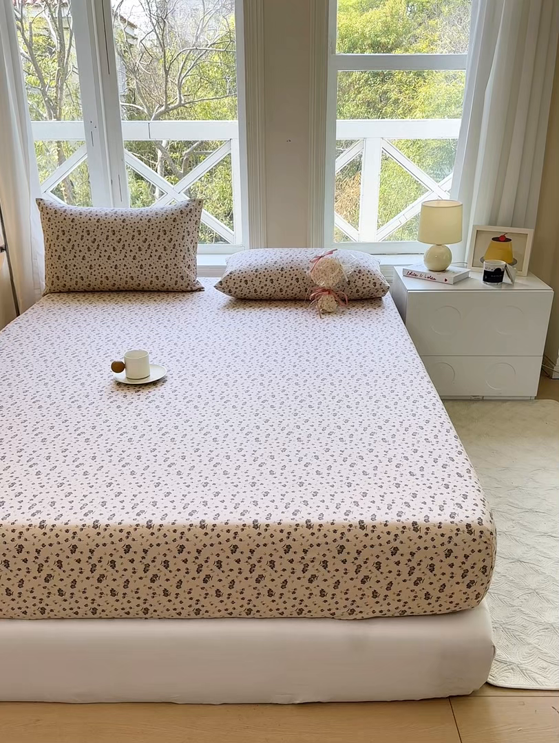 91家纺网 家纺一手货源 找家纺 韩巢家纺 2025新款全棉纯棉田园小清新花卉老粗布席子凉席夏季凉席席子床笠款床套 紫韵