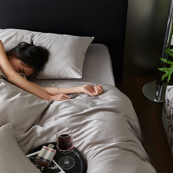 91家纺网 家纺一手货源 找家纺 咏绒家纺工厂店 2025新款60S奥地利兰精天丝轻奢四件套系列（风格二） 岩石灰