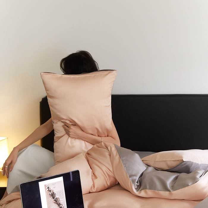 91家纺网 家纺一手货源 找家纺 咏绒家纺工厂店 2025新款60S奥地利兰精天丝轻奢四件套系列（风格二） 月光色-岩石灰