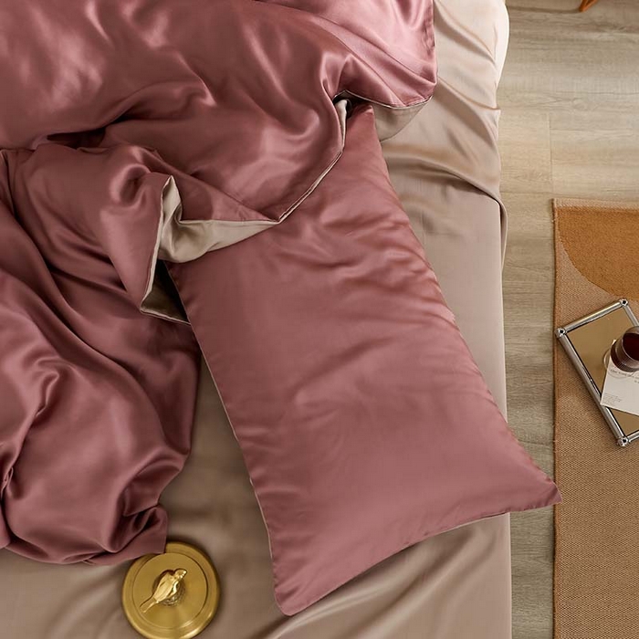 91家纺网 家纺一手货源 找家纺 咏绒家纺工厂店 2025新款60S奥地利兰精天丝轻奢系列（风格三） 野樱莓-芋泥灰