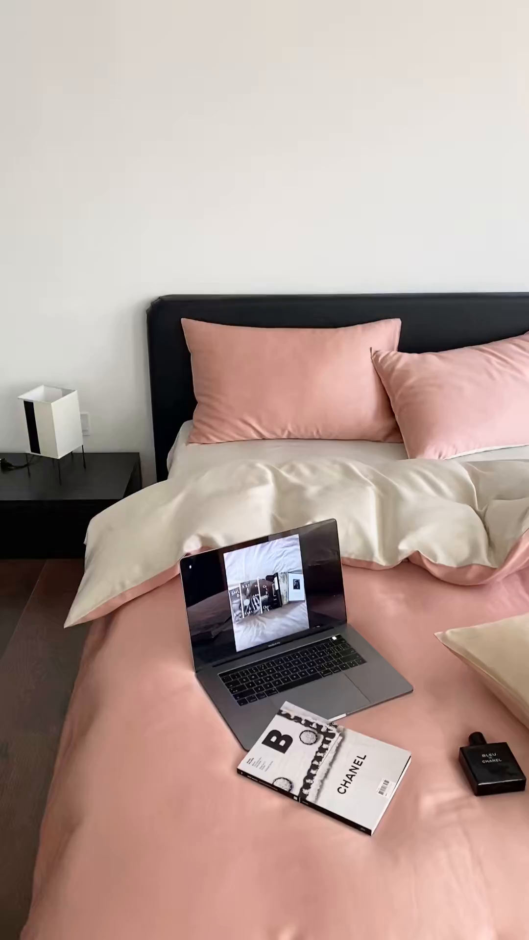 91家纺网 家纺一手货源 找家纺 咏绒家纺工厂店 2025新款60S奥地利兰精天丝轻奢四件套系列（风格二） 芝芝淘淘-极地白