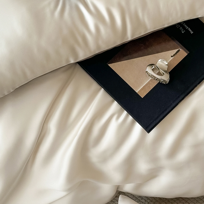 91家纺网 家纺一手货源 找家纺 咏绒家纺工厂店 2025新款60S奥地利兰精天丝轻奢系列（风格三） 乳蛋白-冷岩灰