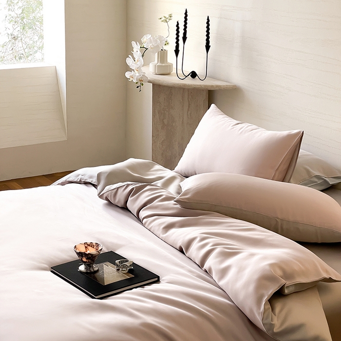 91家纺网 家纺一手货源 找家纺 咏绒家纺工厂店 2025新款60S奥地利兰精天丝轻奢系列（风格三） 夜影凝香-霜华银