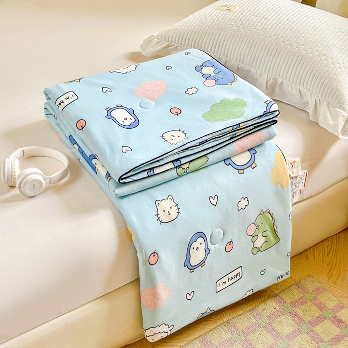 91家纺网 家纺一手货源 找家纺  （不断货 提供买家秀）2025年新款A类母婴级宝宝被子豆豆绒牛奶针织棉被子儿童豆豆被大豆被春秋被 云朵企鹅