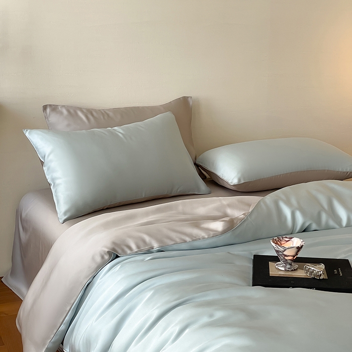 91家纺网 家纺一手货源 找家纺 咏绒家纺工厂店 2025新款60S奥地利兰精天丝轻奢系列（风格三） 映霜蓝-霜华银