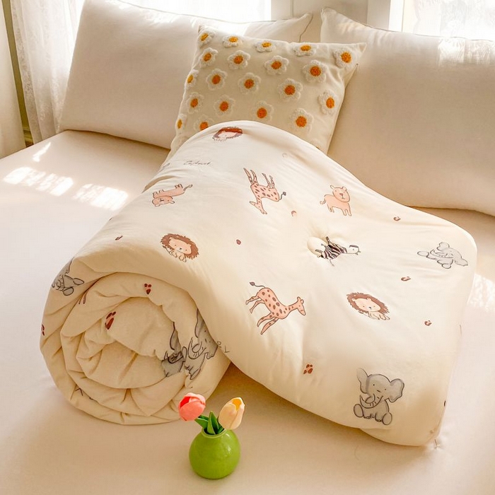 91家纺网 家纺一手货源 找家纺  （不断货 提供买家秀）2025年新款A类母婴级宝宝被子豆豆绒牛奶针织棉被子儿童豆豆被大豆被春秋被 动物乐园