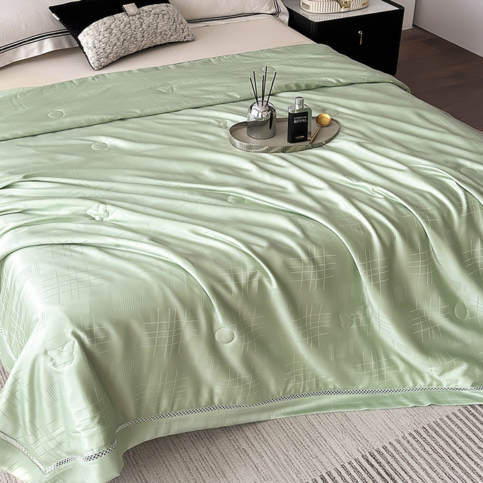 91家纺网 家纺一手货源 找家纺 蜜柚 2025新款卡伦50s莱赛尔天丝提花工艺夏被夏凉被空调被 卡伦绿