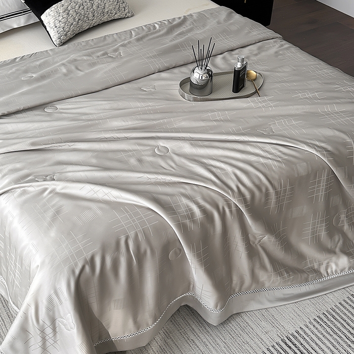 91家纺网 家纺一手货源 找家纺 蜜柚 2025新款卡伦50s莱赛尔天丝提花工艺夏被夏凉被空调被 卡伦灰