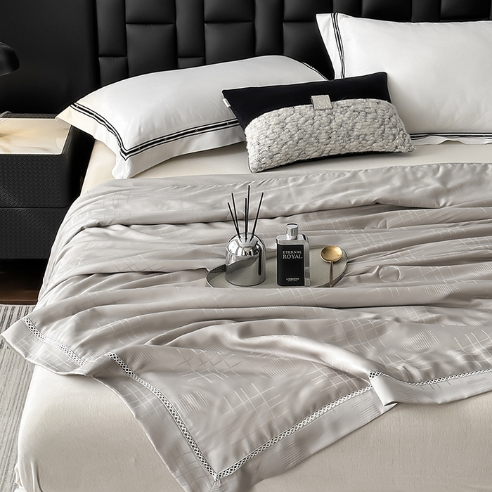 91家纺网 家纺一手货源 找家纺 蜜柚 2025新款卡伦50s莱赛尔天丝提花工艺夏被夏凉被空调被 卡伦灰