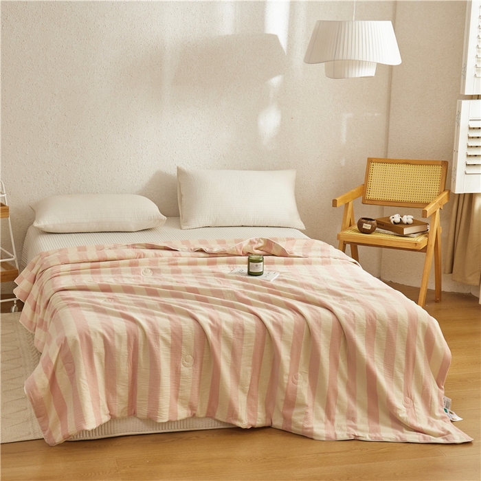 91家纺网 家纺一手货源 找家纺 蜜柚 2025春夏新品简韵A类全棉纯棉色织水洗提花夏被夏凉被空调被 简韵粉