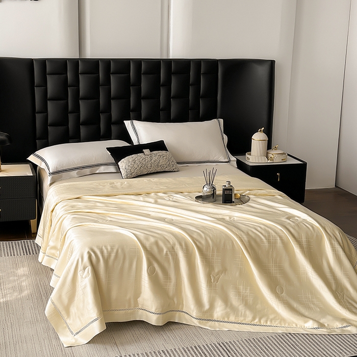 91家纺网 家纺一手货源 找家纺 蜜柚 2025新款卡伦50s莱赛尔天丝提花工艺夏被夏凉被空调被 卡伦米