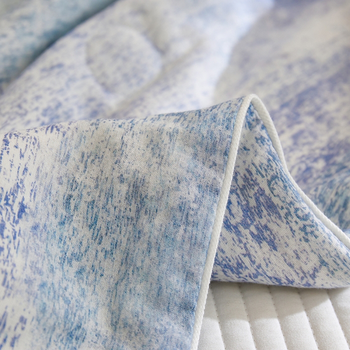 91家纺网 家纺一手货源 找家纺 蜜柚 2025新款赛瑞娜复古系列 A类全棉纯棉60支有氧双层纱复古夏被夏凉被空调被 约定蓝