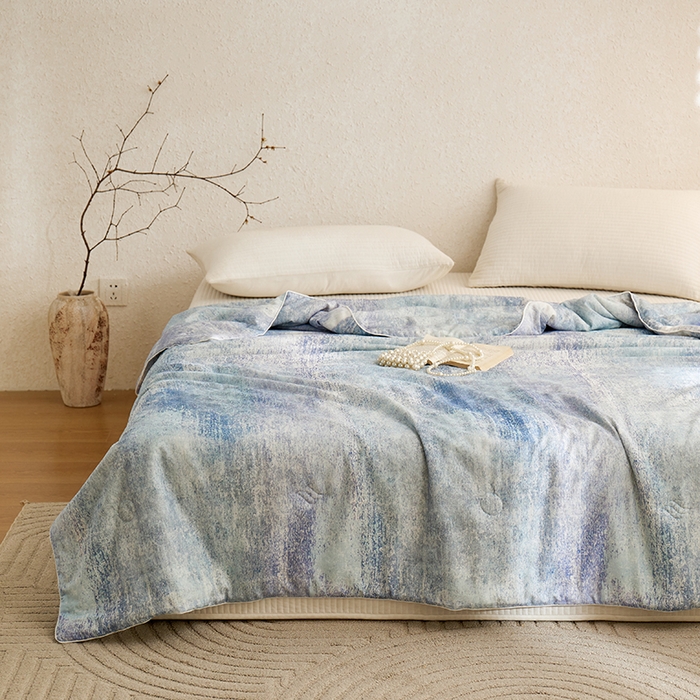 91家纺网 家纺一手货源 找家纺 蜜柚 2025新款赛瑞娜复古系列 A类全棉纯棉60支有氧双层纱复古夏被夏凉被空调被 约定蓝