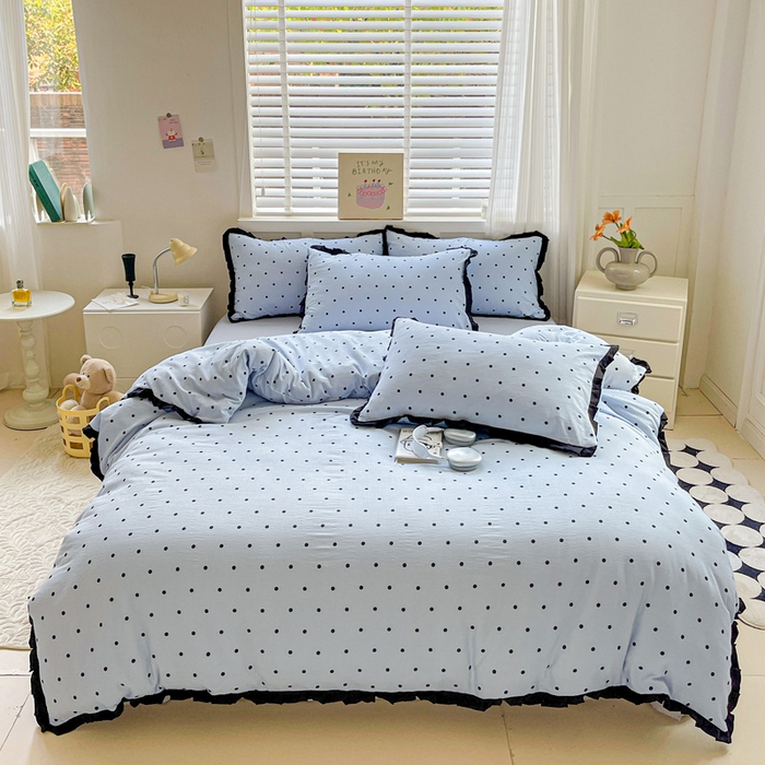 91家纺网 家纺一手货源 找家纺 暖芯优选 2025新款直播热款赫本风花边款针织法式印花吊边床单三件套床笠四件套 波点-蓝