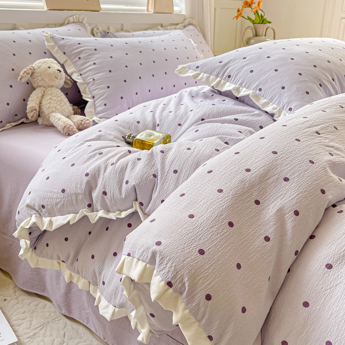 91家纺网 家纺一手货源 找家纺 暖芯优选 2025新款直播热款赫本风花边款针织法式印花吊边床单三件套床笠四件套 波点-紫