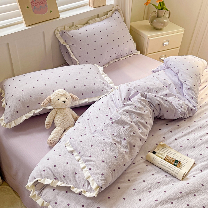 91家纺网 家纺一手货源 找家纺 暖芯优选 2025新款直播热款赫本风花边款针织法式印花吊边床单三件套床笠四件套 波点-紫