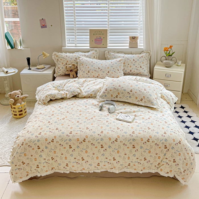 91家纺网 家纺一手货源 找家纺 暖芯优选 2025新款直播热款赫本风花边款针织法式印花吊边床单三件套床笠四件套 开心乐园