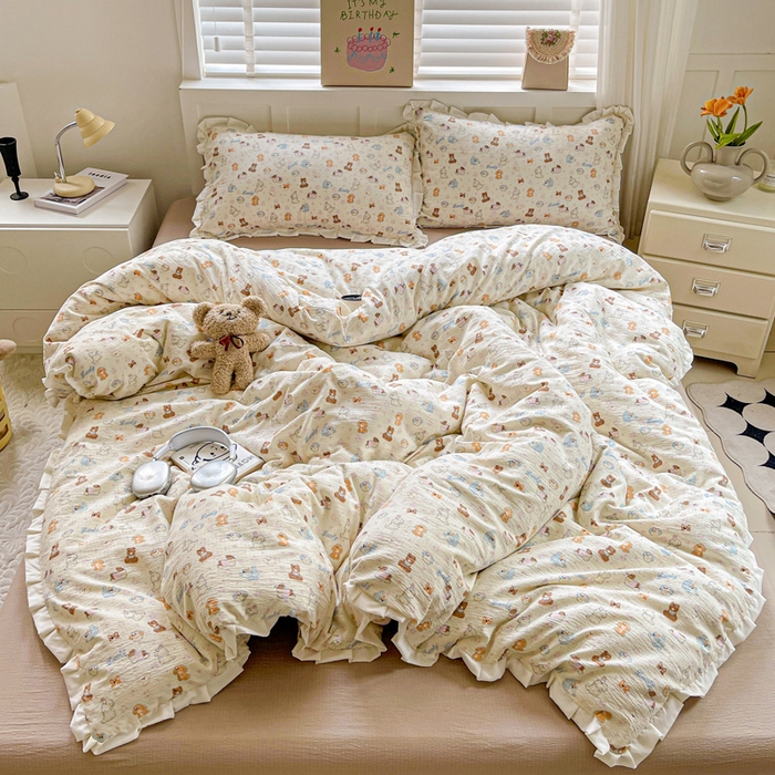 91家纺网 家纺一手货源 找家纺 暖芯优选 2025新款直播热款赫本风花边款针织法式印花吊边床单三件套床笠四件套 开心乐园