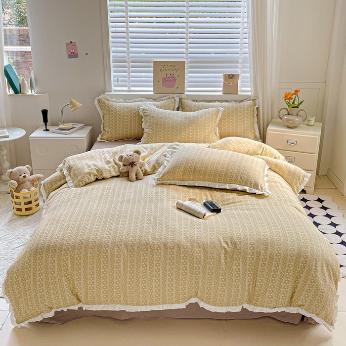 91家纺网 家纺一手货源 找家纺 暖芯优选 2025新款直播热款赫本风花边款针织法式印花吊边床单三件套床笠四件套 莫奈