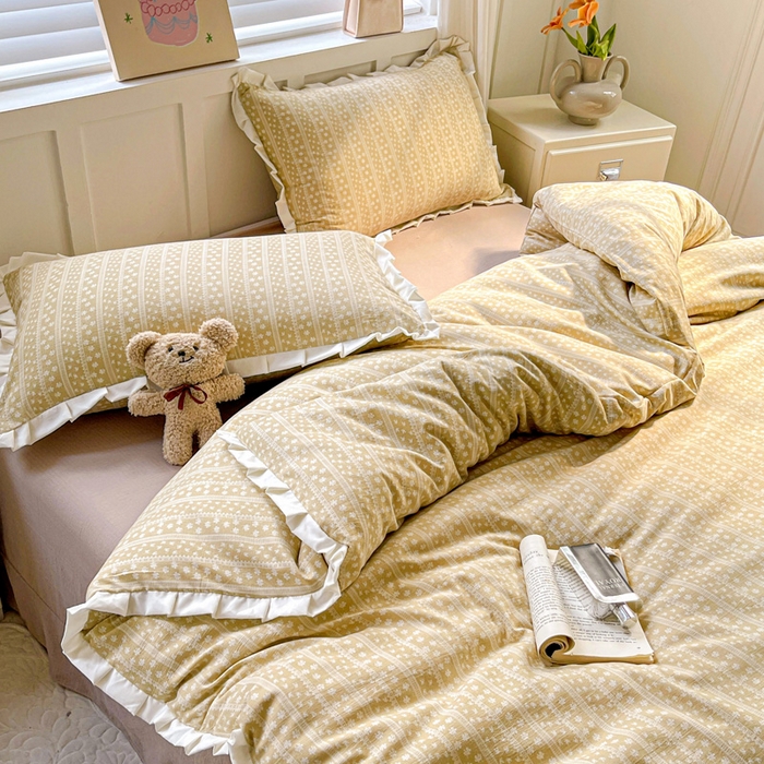 91家纺网 家纺一手货源 找家纺 暖芯优选 2025新款直播热款赫本风花边款针织法式印花吊边床单三件套床笠四件套 莫奈