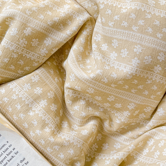 91家纺网 家纺一手货源 找家纺 暖芯优选 2025新款直播热款赫本风花边款针织法式印花吊边床单三件套床笠四件套 莫奈