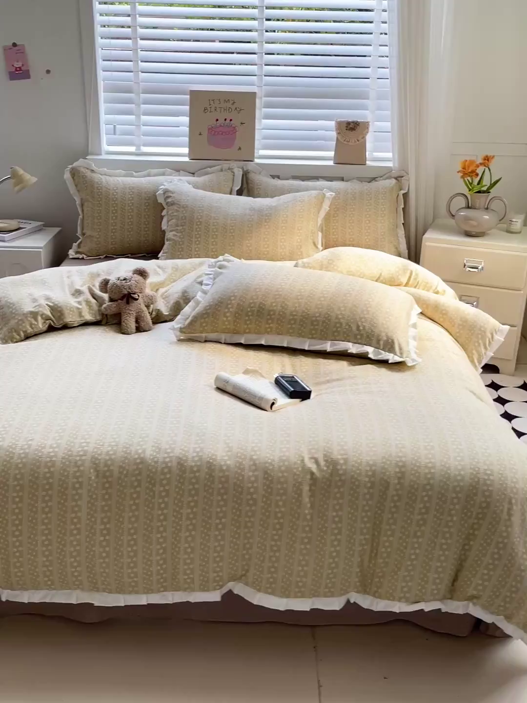 91家纺网 家纺一手货源 找家纺 暖芯优选 2025新款直播热款赫本风花边款针织法式印花吊边床单三件套床笠四件套 莫奈