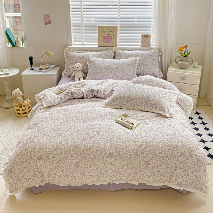 91家纺网 家纺一手货源 找家纺 暖芯优选 2025新款直播热款赫本风花边款针织法式印花吊边床单三件套床笠四件套 拾春