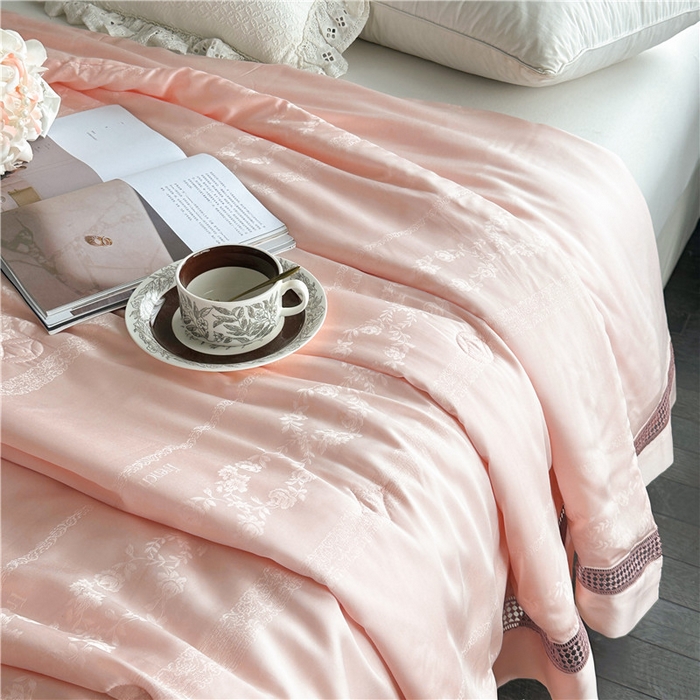 91家纺网 家纺一手货源 找家纺 蜜柚 2025新款维纳斯系列-LF奥地利兰精天丝大提花Naia夏被夏凉被空调被 维纳斯粉