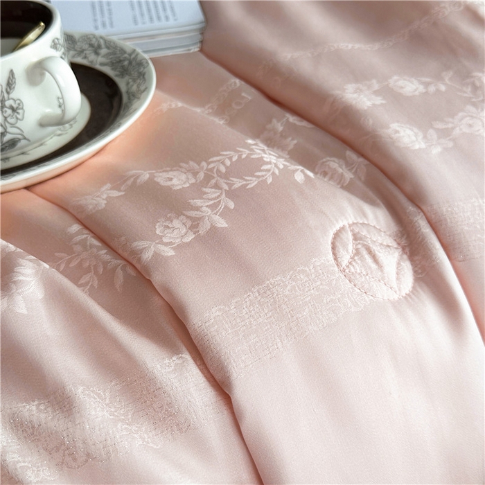 91家纺网 家纺一手货源 找家纺 蜜柚 2025新款维纳斯系列-LF奥地利兰精天丝大提花Naia夏被夏凉被空调被 维纳斯粉