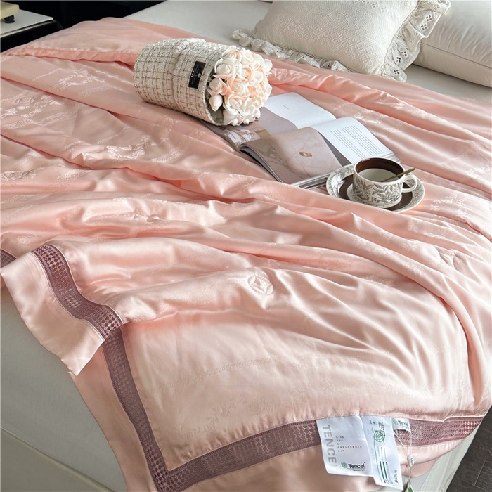 91家纺网 家纺一手货源 找家纺 蜜柚 2025新款维纳斯系列-LF奥地利兰精天丝大提花Naia夏被夏凉被空调被 维纳斯粉