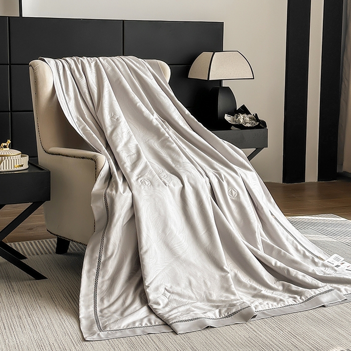 91家纺网 家纺一手货源 找家纺 （总）蜜柚 2025春夏新品蒂芙尼100S天丝银丝大提花夏被夏凉被空调被