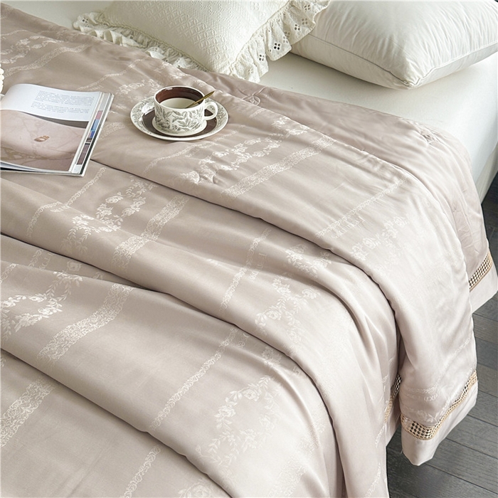 91家纺网 家纺一手货源 找家纺 蜜柚 2025新款维纳斯系列-LF奥地利兰精天丝大提花Naia夏被夏凉被空调被 维纳斯咖