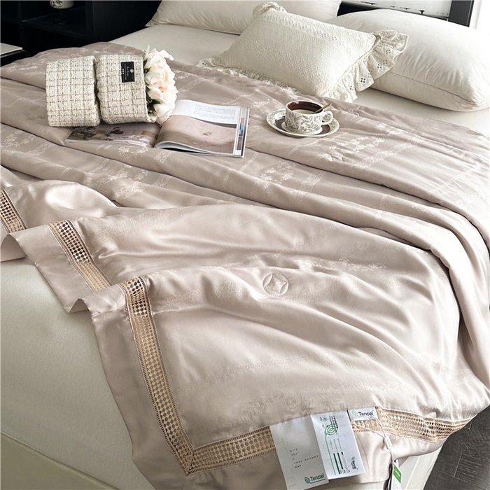 91家纺网 家纺一手货源 找家纺 蜜柚 2025新款维纳斯系列-LF奥地利兰精天丝大提花Naia夏被夏凉被空调被 维纳斯咖