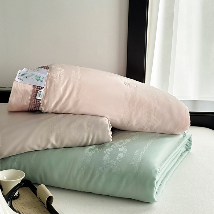 91家纺网 家纺一手货源 找家纺 蜜柚 2025新款维纳斯系列-LF奥地利兰精天丝大提花Naia夏被夏凉被空调被 组合图仅供参考