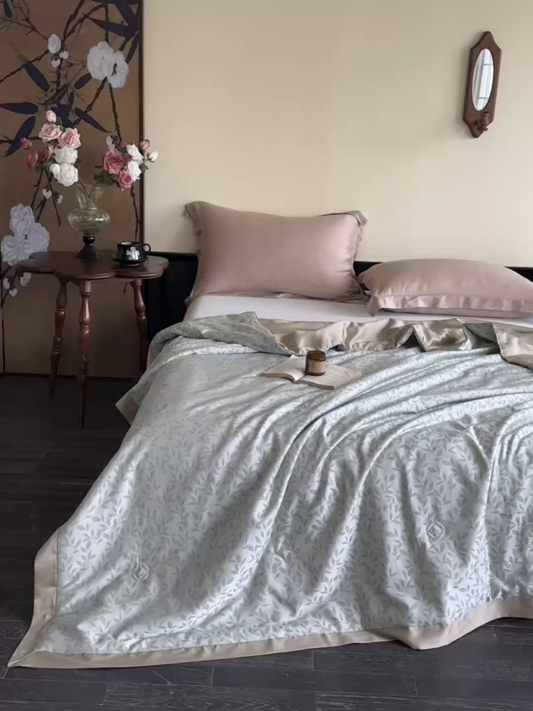 91家纺网 家纺一手货源 找家纺 蜜柚 2025春夏新品魅影A类兰精天丝棉高精密色织大提花夏被夏凉被空调被 摇曳生姿