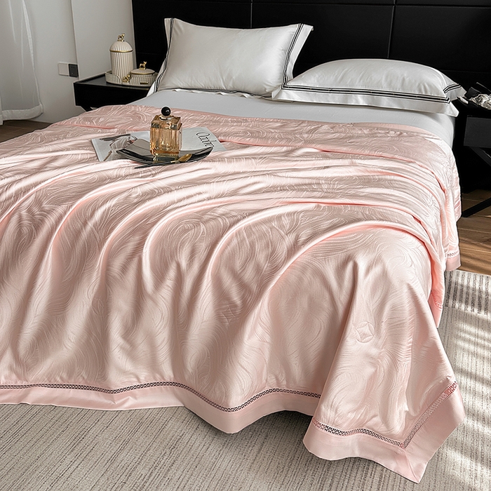 91家纺网 家纺一手货源 找家纺 蜜柚 2025春夏新品蒂芙尼100S天丝银丝大提花夏被夏凉被空调被 蒂芙尼粉