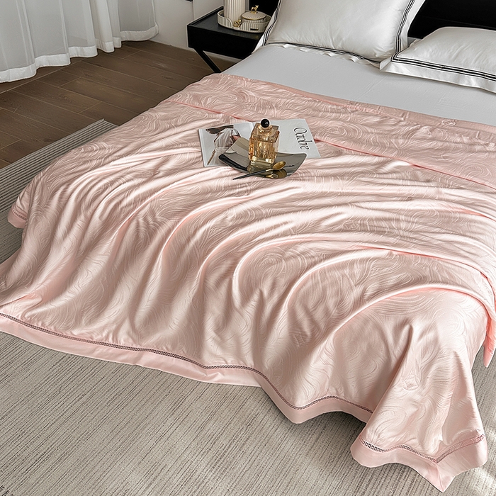 91家纺网 家纺一手货源 找家纺 蜜柚 2025春夏新品蒂芙尼100S天丝银丝大提花夏被夏凉被空调被 蒂芙尼粉