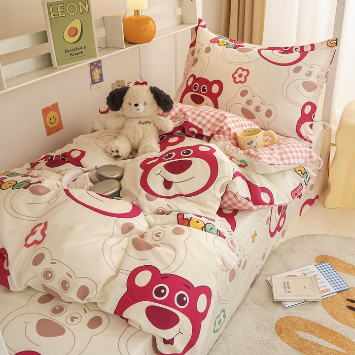 91家纺网 家纺一手货源 找家纺 天之爱 2025新款全棉纯棉印花三件套学生六件套 草莓熊熊