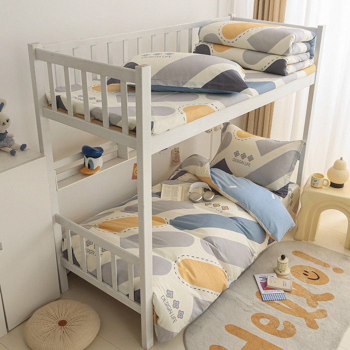 91家纺网 家纺一手货源 找家纺 天之爱 2025新款全棉纯棉印花三件套学生六件套 光的邂逅