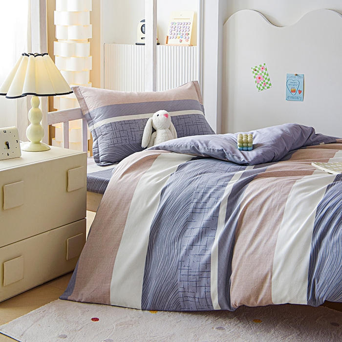 91家纺网 家纺一手货源 找家纺 天之爱 2025新款全棉纯棉印花三件套学生六件套 布兰卡-灰