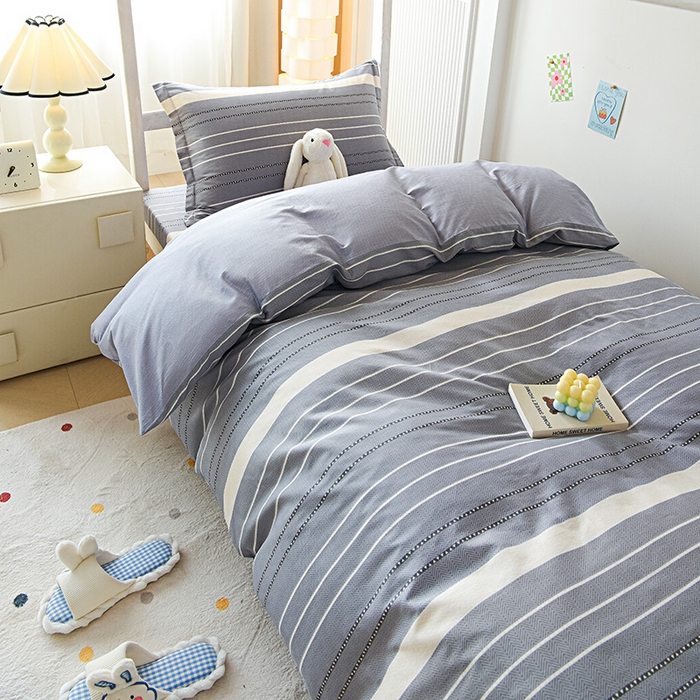 91家纺网 家纺一手货源 找家纺 天之爱 2025新款全棉纯棉印花三件套学生六件套 芬利莱-灰