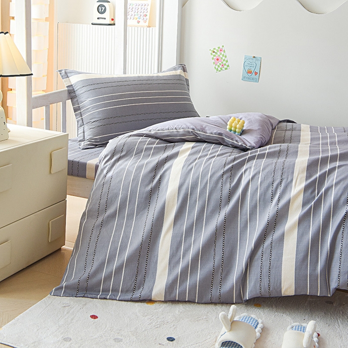 91家纺网 家纺一手货源 找家纺 天之爱 2025新款全棉纯棉印花三件套学生六件套 芬利莱-灰