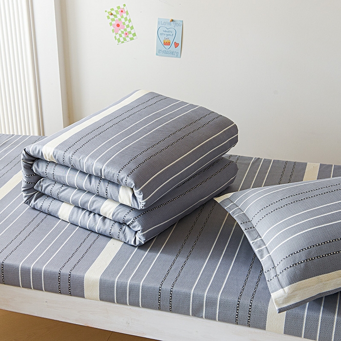 91家纺网 家纺一手货源 找家纺 天之爱 2025新款全棉纯棉印花三件套学生六件套 芬利莱-灰