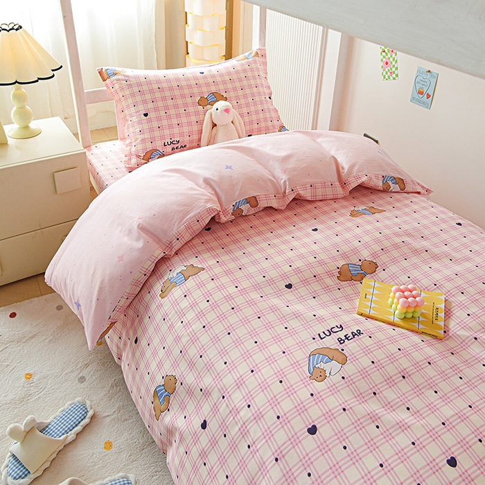 91家纺网 家纺一手货源 找家纺 天之爱 2025新款全棉纯棉印花三件套学生六件套 趴趴熊