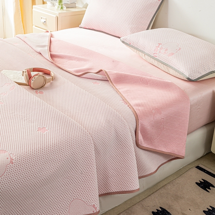 91家纺网 家纺一手货源 找家纺 梦初语 2025新款A类华夫格冰豆豆夏被子针织提花凉感夏凉被单双人空调被可机水洗 卡皮巴拉熊-粉