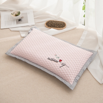 91家纺网 家纺一手货源 找家纺 （总）仁宇枕业 2025新款新品夏季凉豆豆熬夜枕系列荞麦枕头枕芯