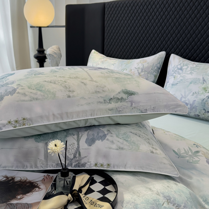 91家纺网 家纺一手货源 找家纺 洺兰家居 2025春夏新款100支莱赛尔天丝贡缎数码印花麻绳款四件套高端礼盒 远山黛兰绿