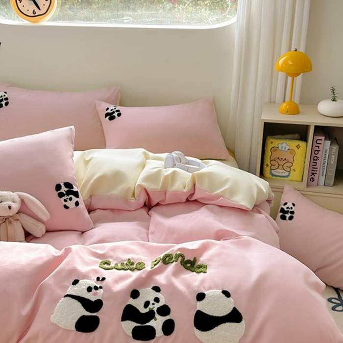 91家纺网 家纺一手货源 找家纺 迪拜家纺 2025新款加厚水洗棉四件套-熊猫 樱粉